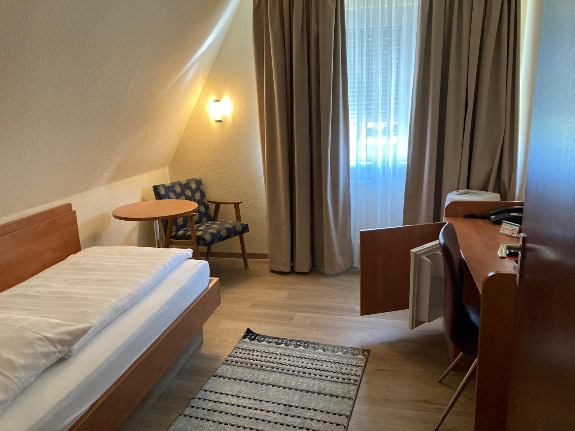 Hotel Oyten Am Markt Extérieur photo