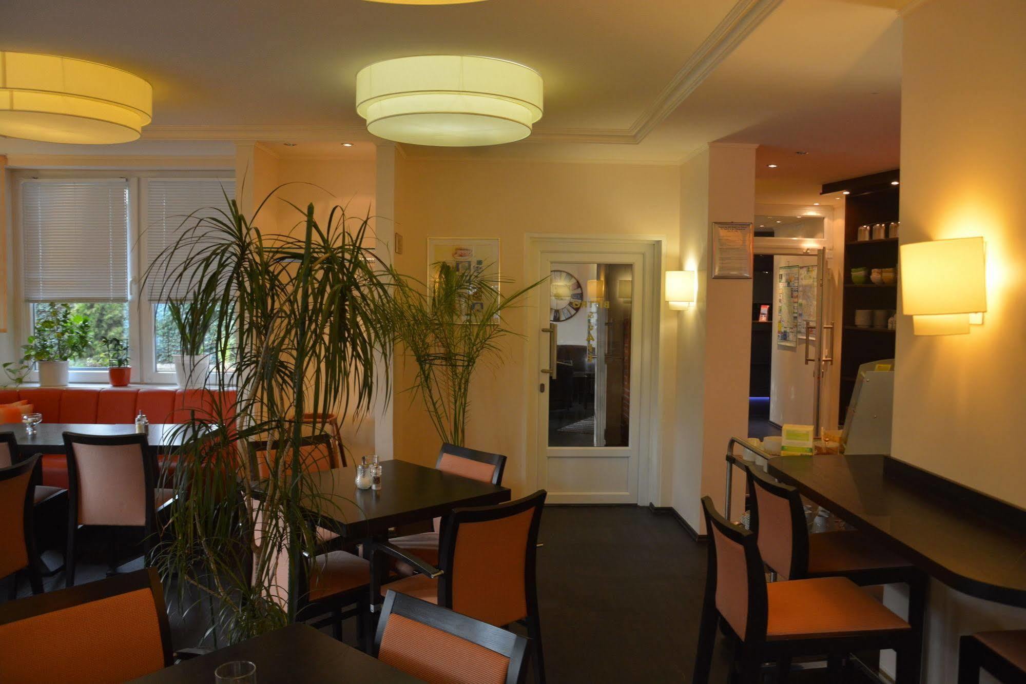 Hotel Oyten Am Markt Extérieur photo