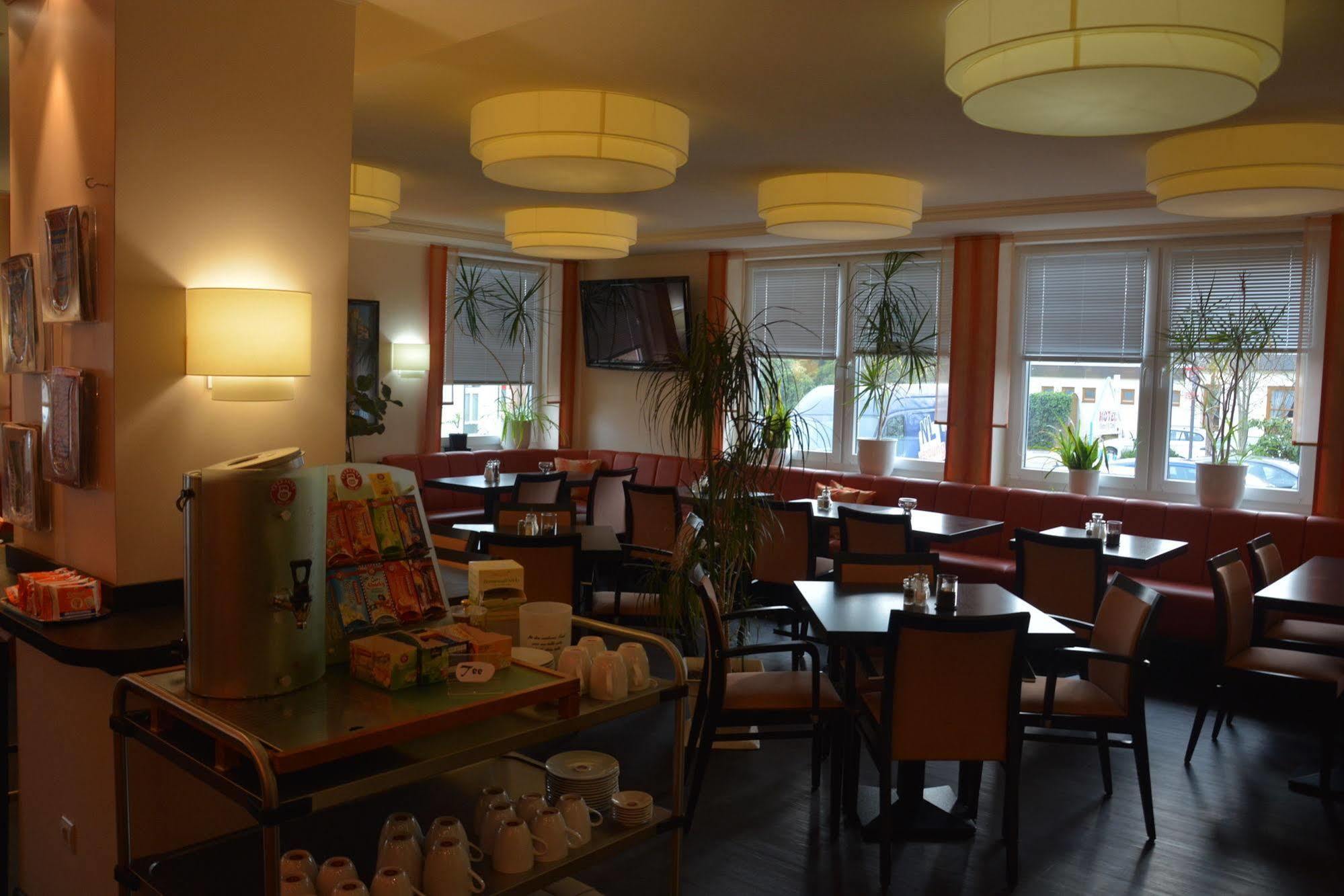 Hotel Oyten Am Markt Extérieur photo
